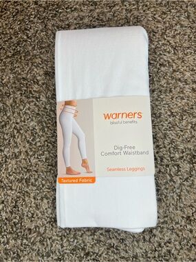 Women's White Seamless Leggings - Comfort Waistband XS